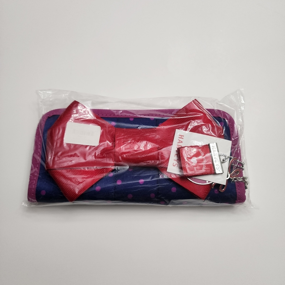 Harveys Seatbelt Bow Clutch Wallet Merry and Bright